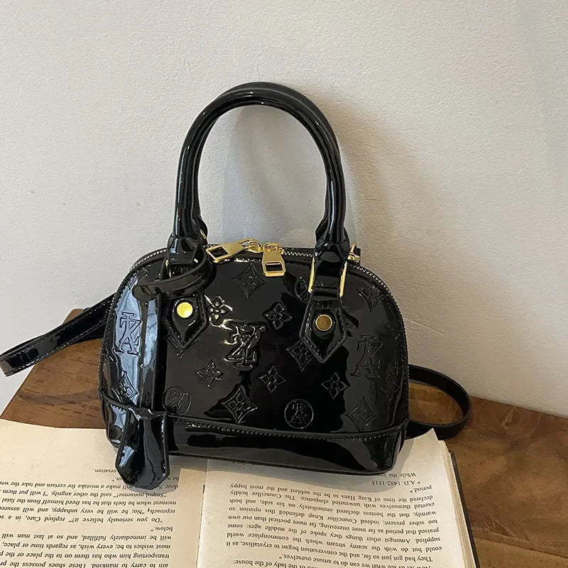 2025 Shell Bag Fashion Versatile Light Luxury Premium Women's Bag Shoulder Bag Free Shipping